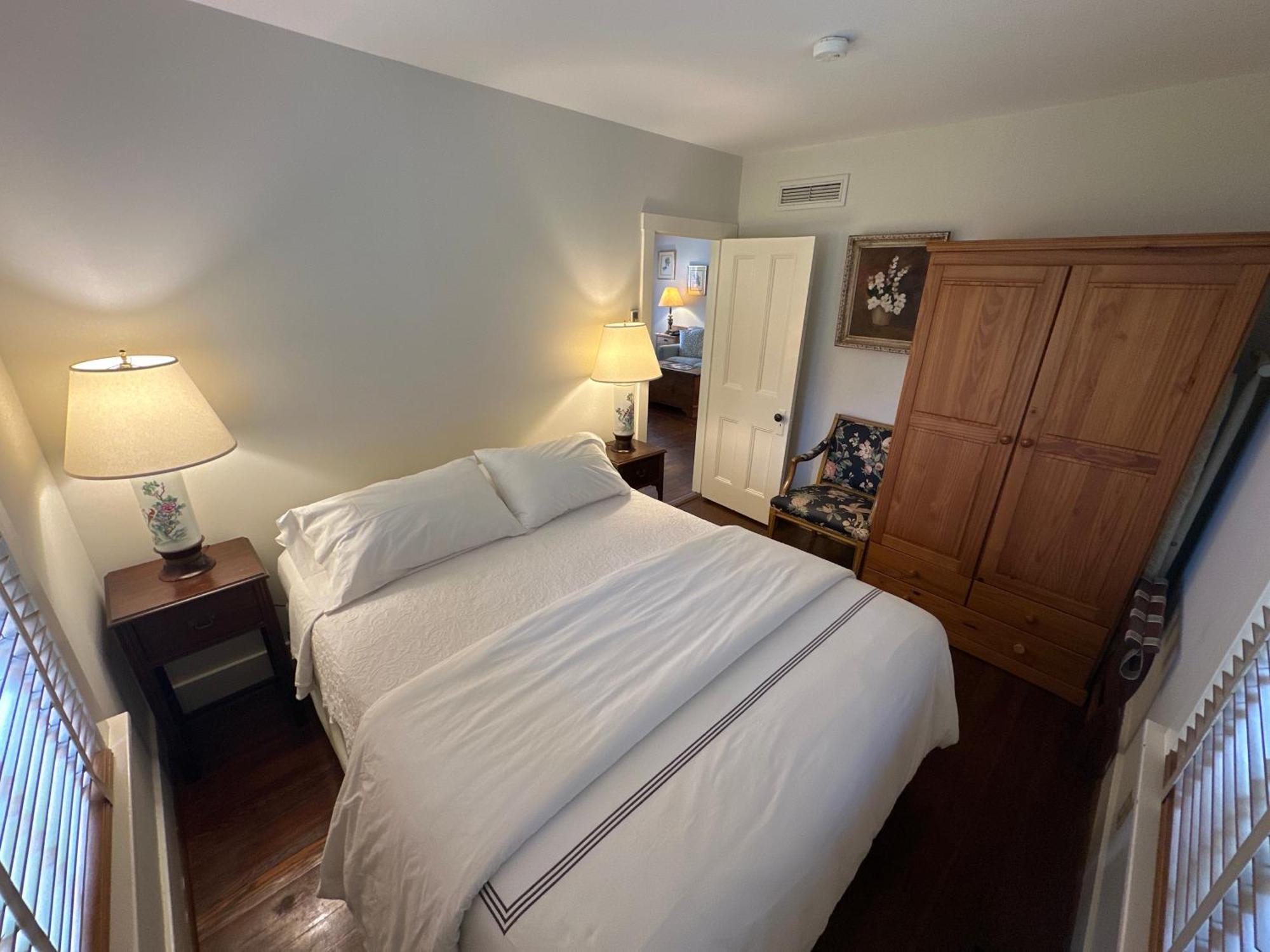 The 1708 House Bed & Breakfast Southampton Dış mekan fotoğraf