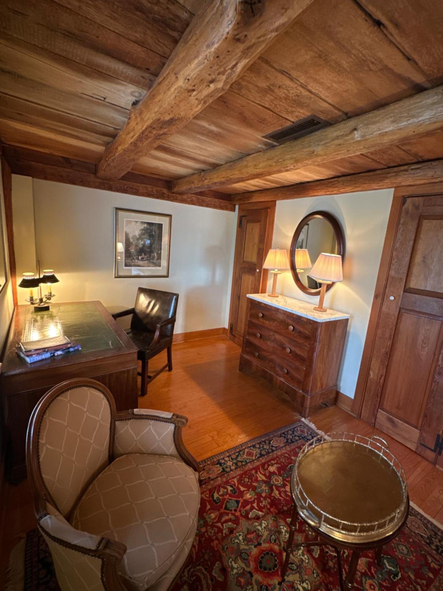 The 1708 House Bed & Breakfast Southampton Dış mekan fotoğraf